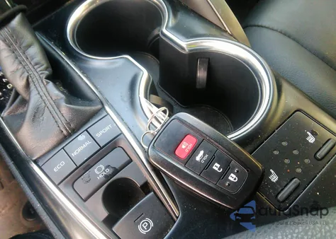 2018 Toyota Camry Xse из США, поврежденный, VIN 4T1B61HK0JU110460